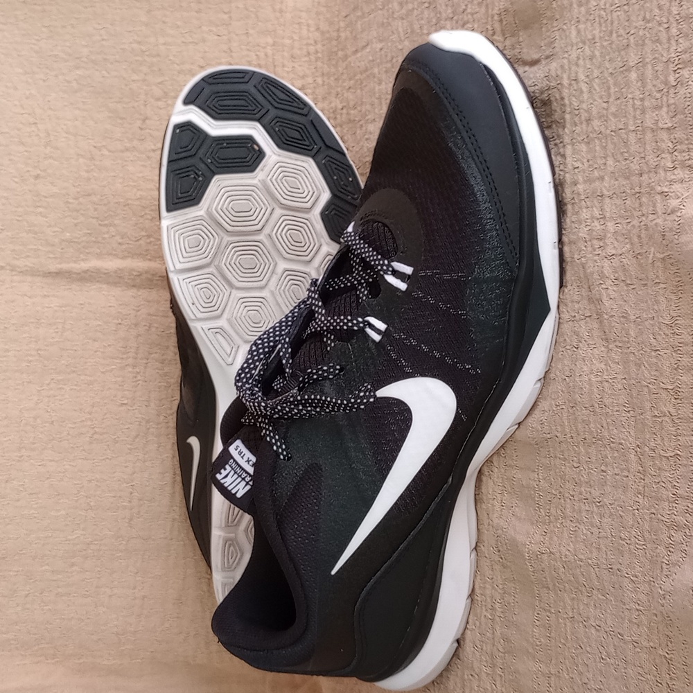Nike Training Flex TR5 Womens 11